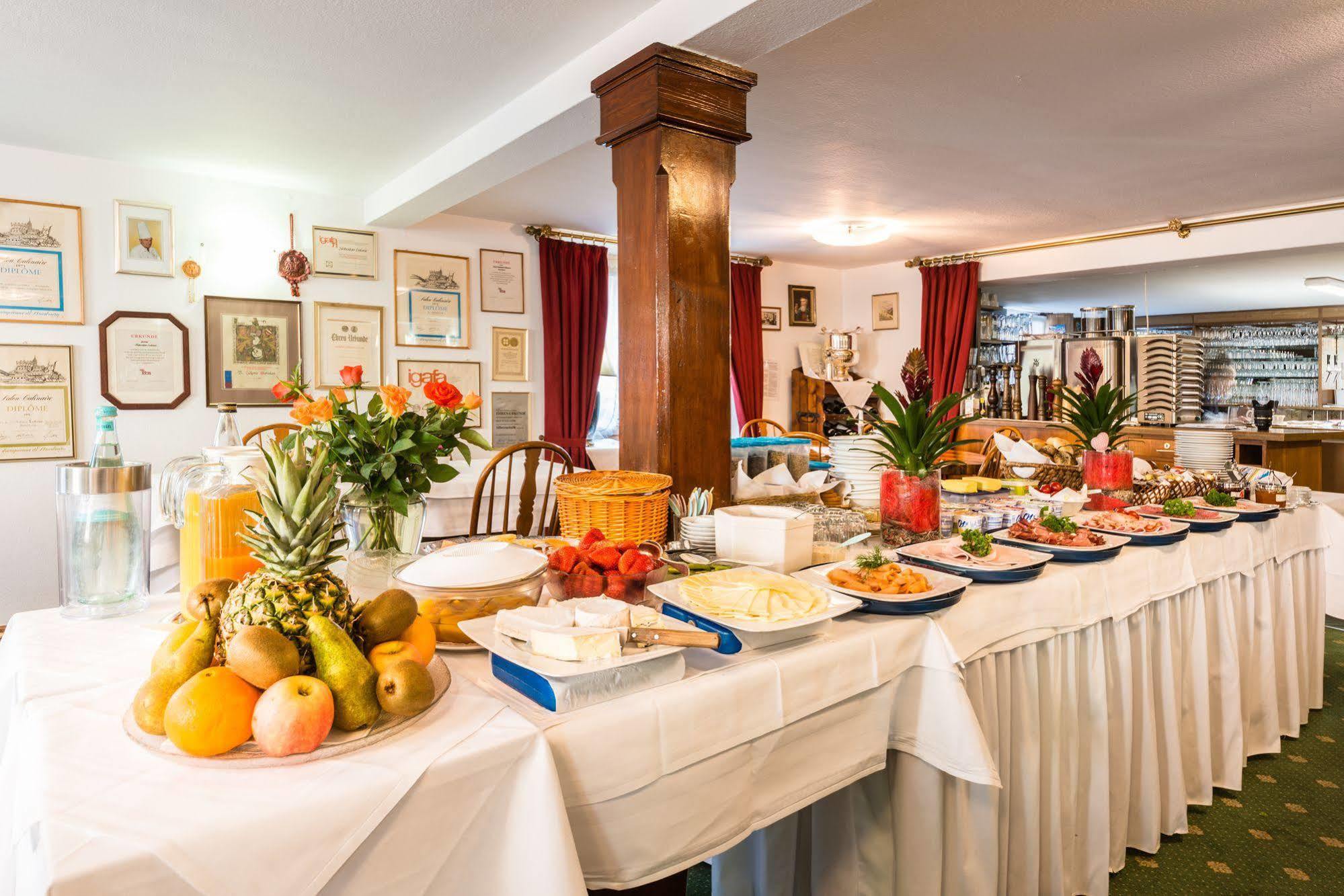 Hotel Goldener Sternen Konstanz Dış mekan fotoğraf