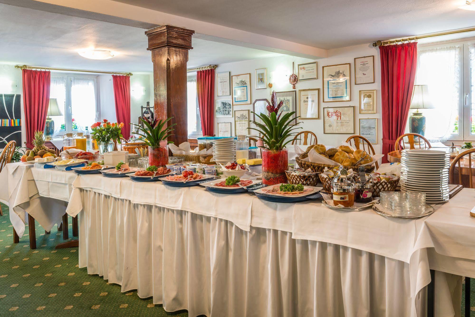 Hotel Goldener Sternen Konstanz Dış mekan fotoğraf