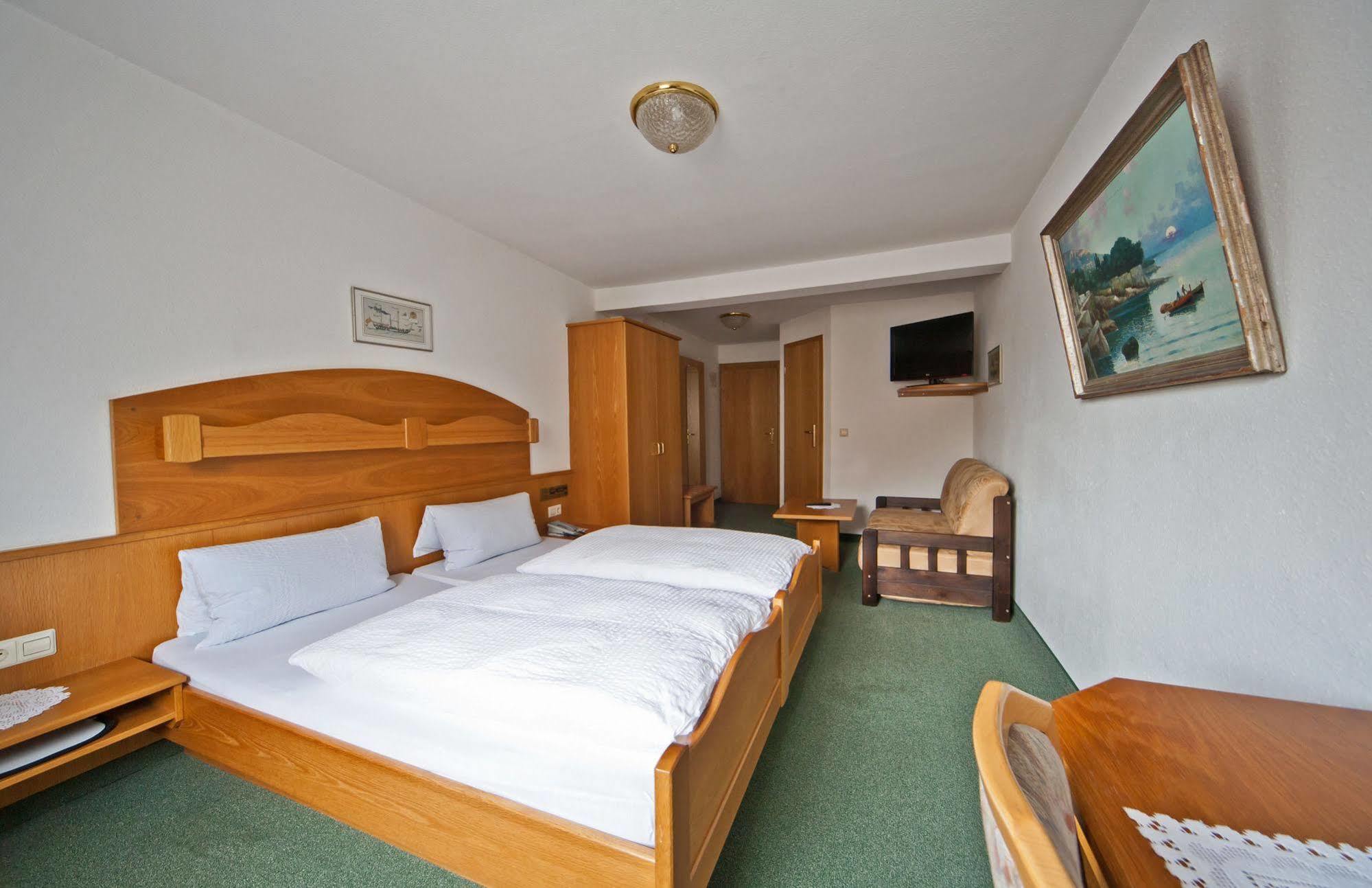 Hotel Goldener Sternen Konstanz Dış mekan fotoğraf